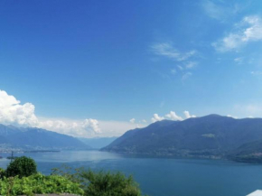 Dream vacation on the lake Brissago